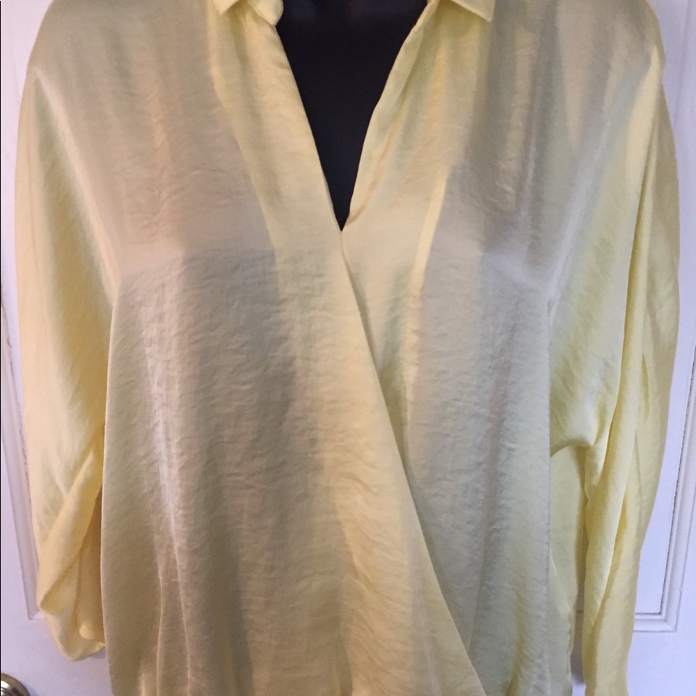 Philosophy yellow blouse. Size XS.